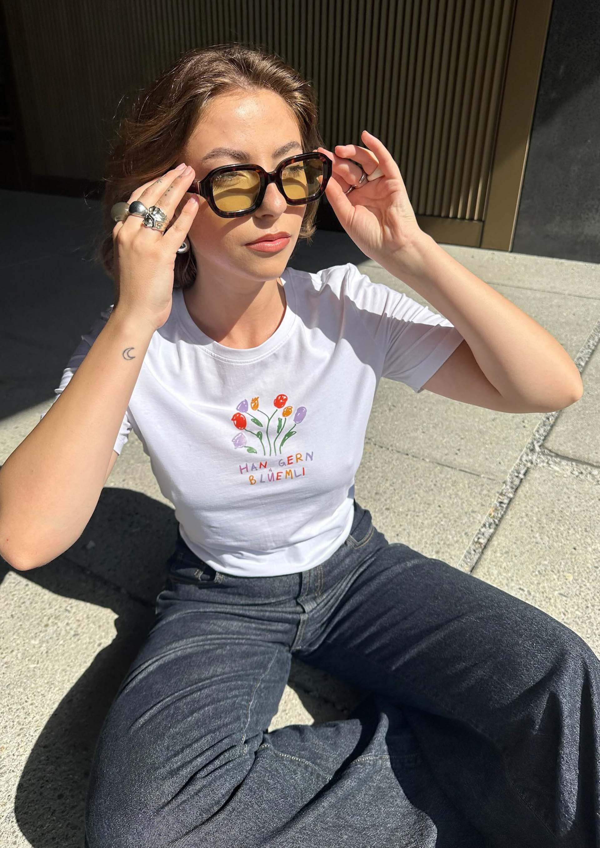 «Blüemli» Frontprint Babytee