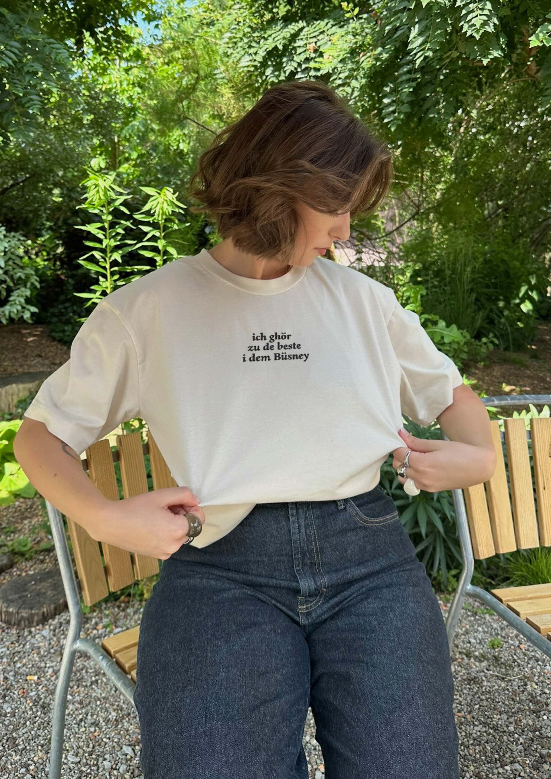 «Büsney» Stickerei oversize tee