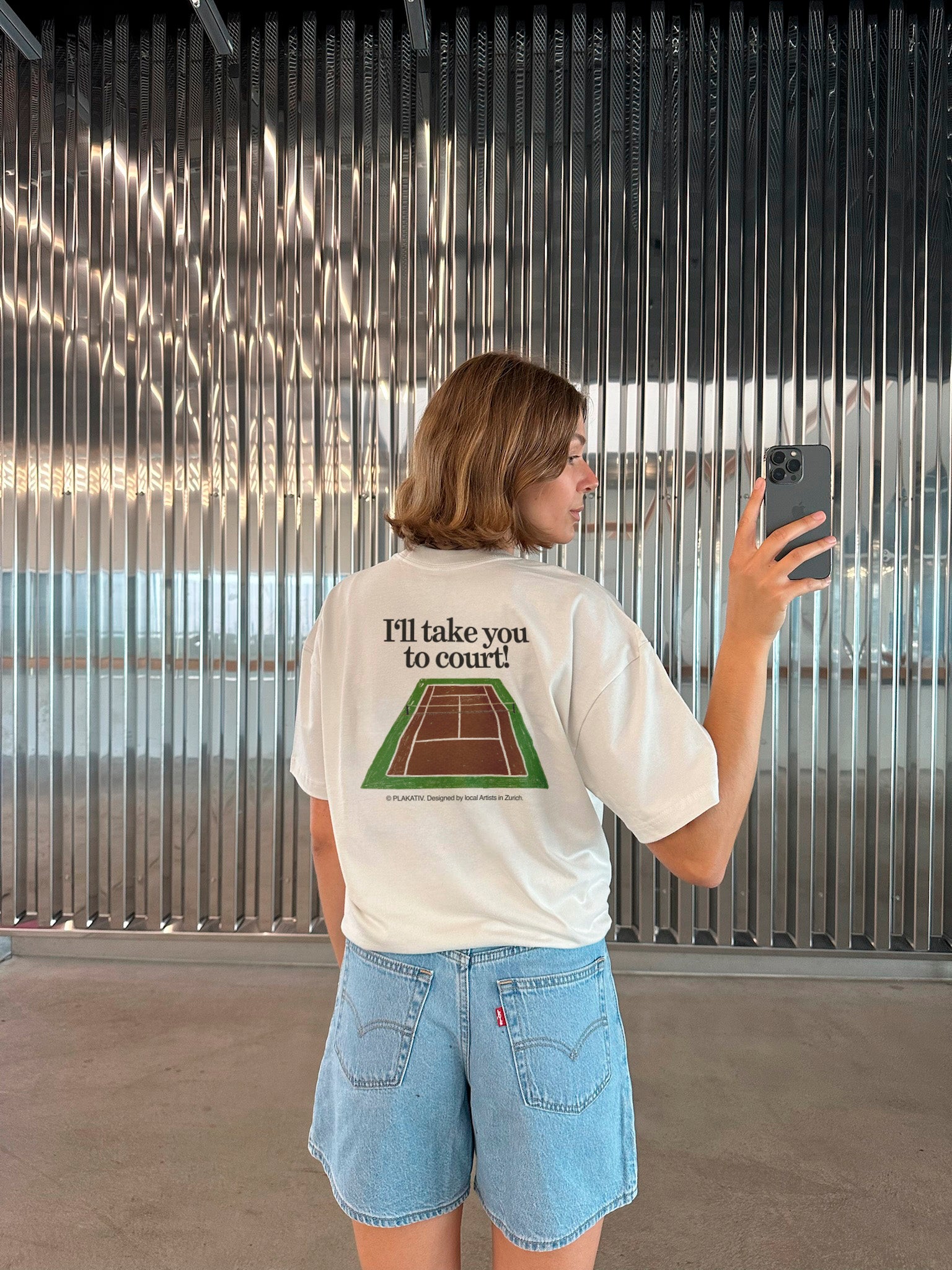 «I'll take you to court» Backprint Heavy weight tee White