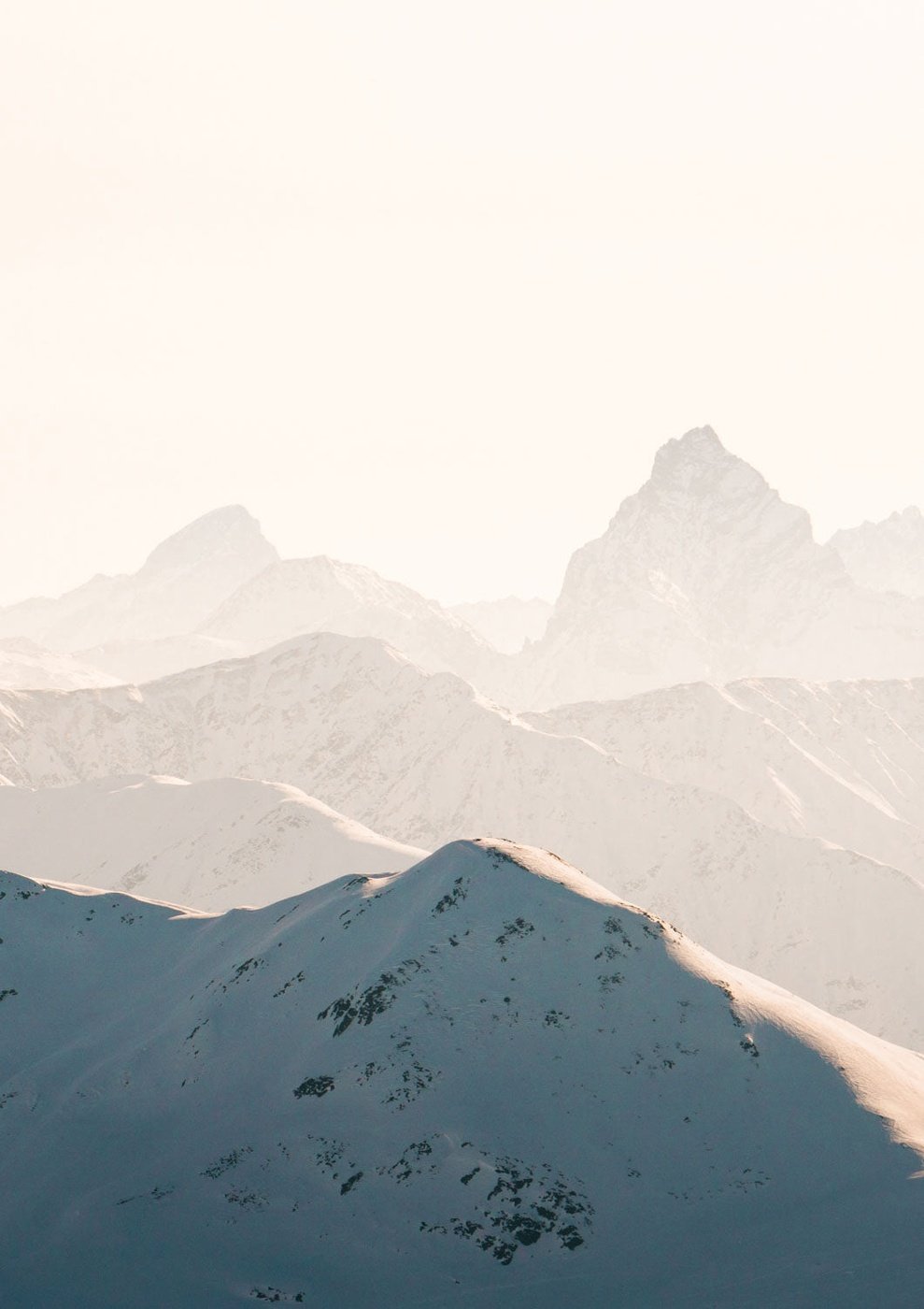 Die Winterbergschichten sind mit Schnee bedeckt.